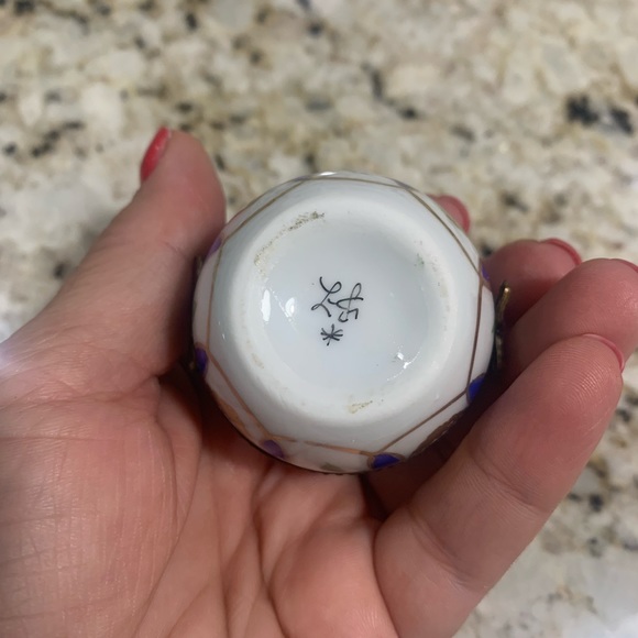 Limoges Egg Trinket Box w/ bottle - Picture 5 of 5